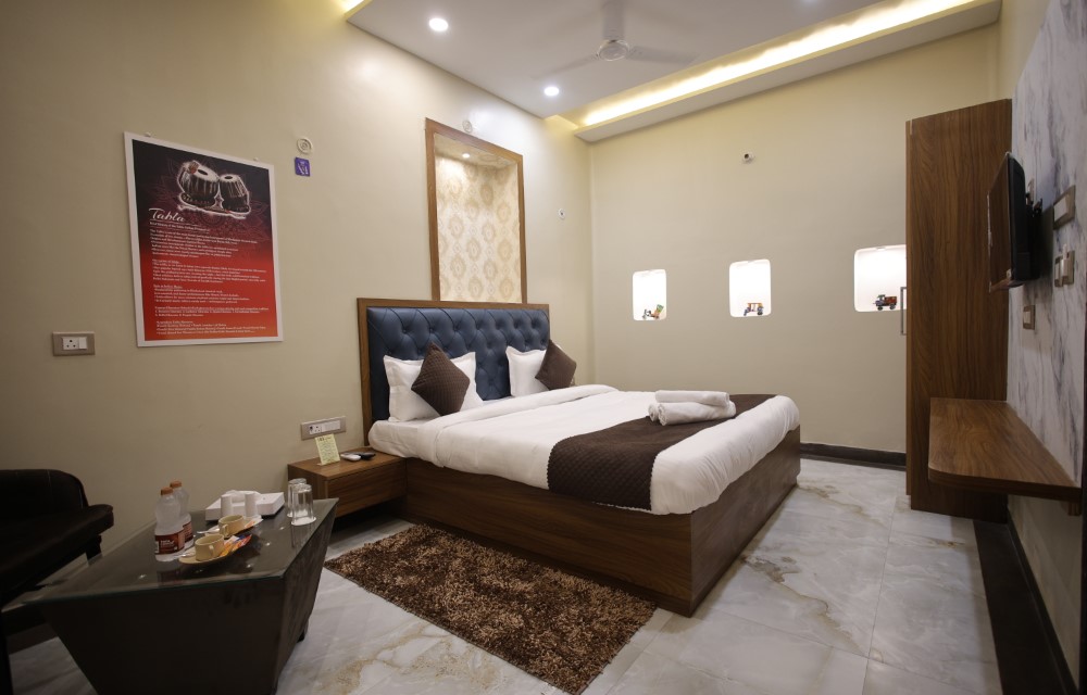 Premium Plus Room Spacious with Dining Space